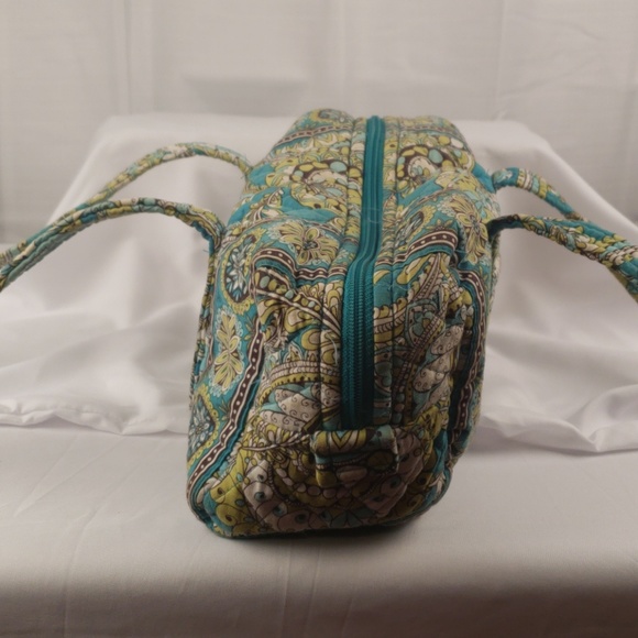Vera Bradley Purse - Picture 4 of 4